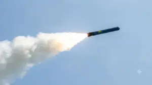 Mỹ chi gần 23 tỉ USD cho Raytheon để đẩy nhanh sản xuất tên lửa Tomahawk, nâng sản lượng lên hơn 1.000 quả mỗi năm nhằm tăng cường hỏa lực. Nhấp để xem chi tiết.