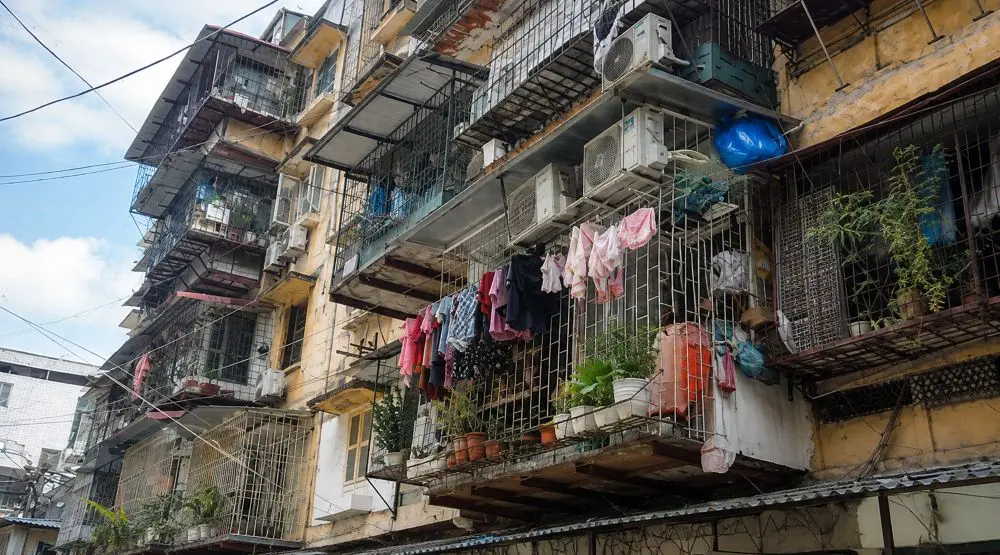 Hải Phòng triển khai chính sách bảo đảm an sinh, hỗ trợ hơn 9.100 hộ dân di dời khỏi các chung cư cũ xuống cấp, ưu tiên công trình nguy hiểm.