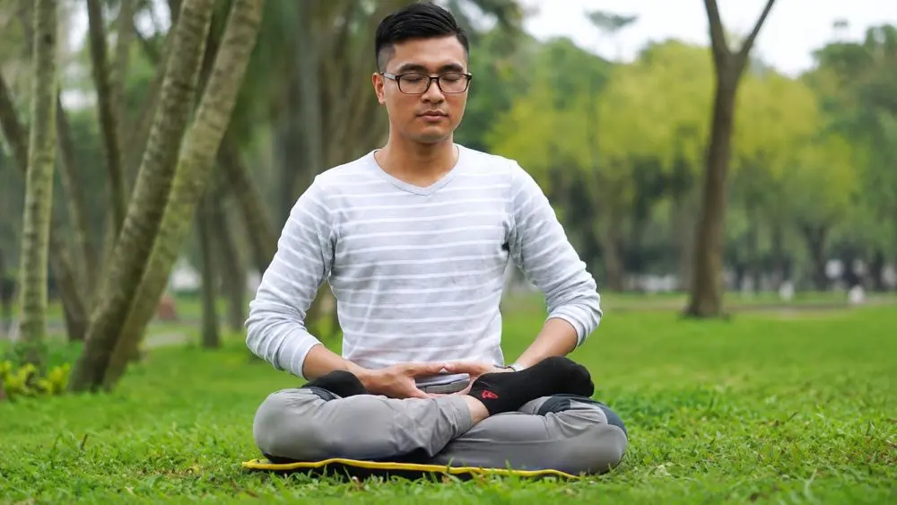 Thiền có thể mang lại những thay đổi tích cực cho não bộ. Nghiên cứu mới hé lộ mối liên hệ giữa thiền và chỉ số tuổi não.