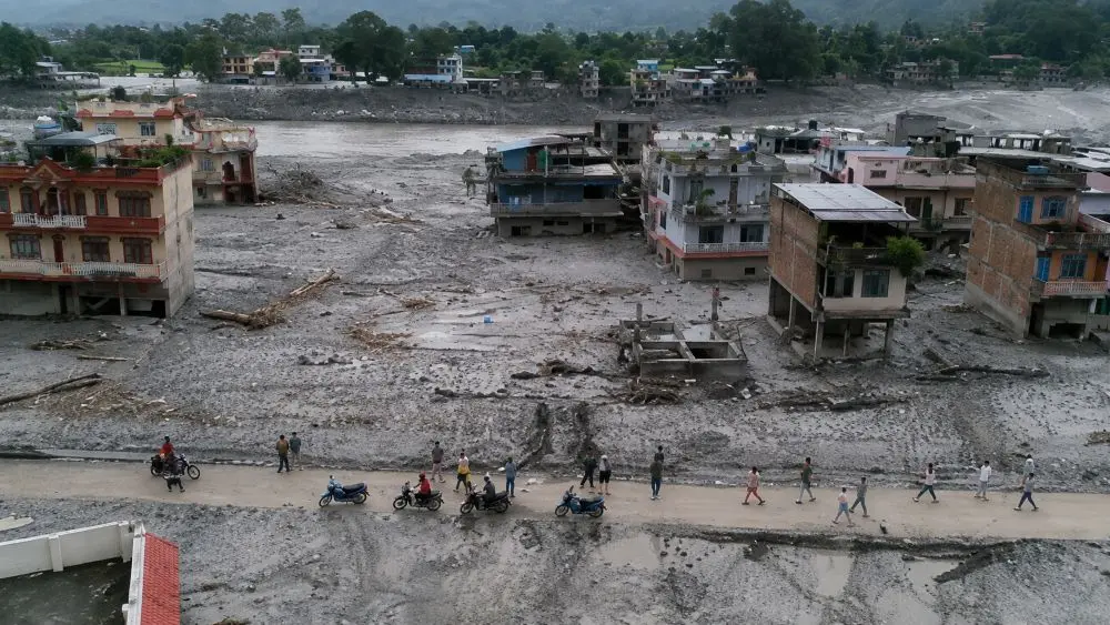 Lũ quét tại Nepal khiến số người chết tăng mạnh, trong khi Mỹ nâng mức cam kết viện trợ nhằm hỗ trợ nỗ lực cứu trợ sau thảm họa.