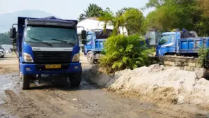 Khai thác cát trái phép trên sông Cái, đường dây hoạt động thời gian dài, thu lợi bất chính hàng tỷ đồng trước khi bị điều tra.