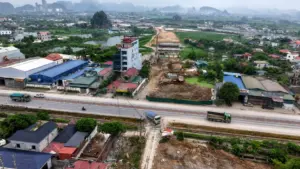 Cao tốc Ninh Bình - Hải Phòng đoạn qua Ninh Bình hơn 9.100 tỷ đồng đang tăng tốc thi công, hướng tới hoàn thành cuối năm 2026.