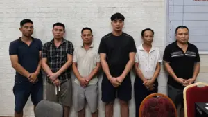 Triệt phá 2 đường dây cá độ bóng đá với tổng giao dịch hơn 70 tỷ đồng, nhiều đối tượng bị bắt giữ. Xem chi tiết vụ án mới nhất.
