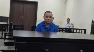 TAND TP Hà Nội xét xử đối tượng lừa đảo chiếm đoạt khoảng 1 tỷ đồng bằng thủ đoạn môi giới xuất khẩu lao động chui qua mạng xã hội.