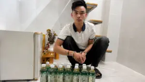 Công an TPHCM triệt phá đường dây đưa ma túy Etomidate từ Campuchia về pha chế, bơm vào thuốc lá điện tử để tiêu thụ.