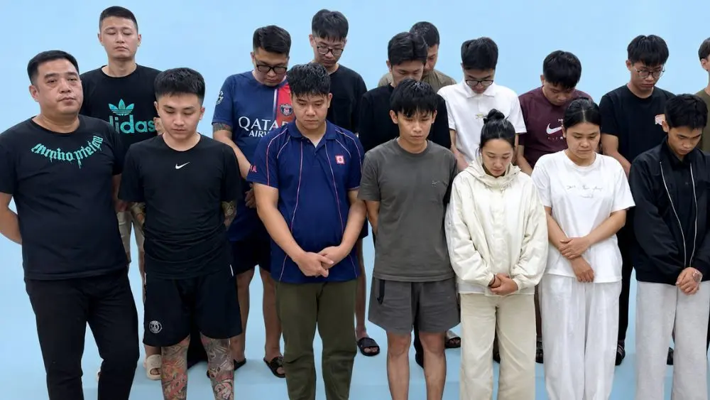 Công an Hải Phòng phá chuyên án đặc biệt, bắt giữ nhiều đối tượng và phong tỏa hàng nghìn tài khoản ngân hàng. Xem chi tiết vụ án.