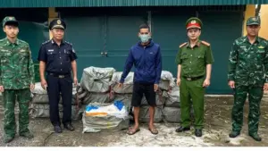 Thực phẩm nhập lậu, không rõ nguồn gốc vẫn diễn biến phức tạp, đặt ra yêu cầu tăng cường kiểm soát từ nguồn đến tiêu thụ.