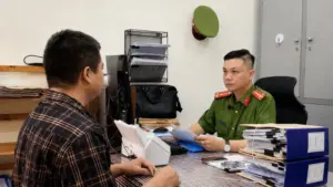 Khởi tố Nguyễn Tăng Tiến, giám đốc doanh nghiệp, để điều tra vụ buôn bán gần 34.000 cuốn sách giáo khoa giả.