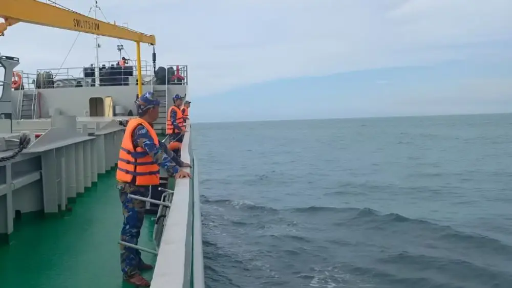 Vụ 3 cô gái bị sóng cuốn ở Mũi Nghê, lực lượng chức năng mở rộng tìm kiếm hai nạn nhân mất tích ra vùng biển Cù Lao Chàm.
