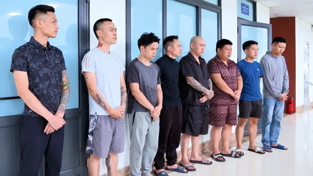 Công an Hải Phòng tạm giữ 8 đối tượng đăng gần 800 video quảng cáo cờ bạc bịp trên Facebook. Xem chi tiết vụ việc.