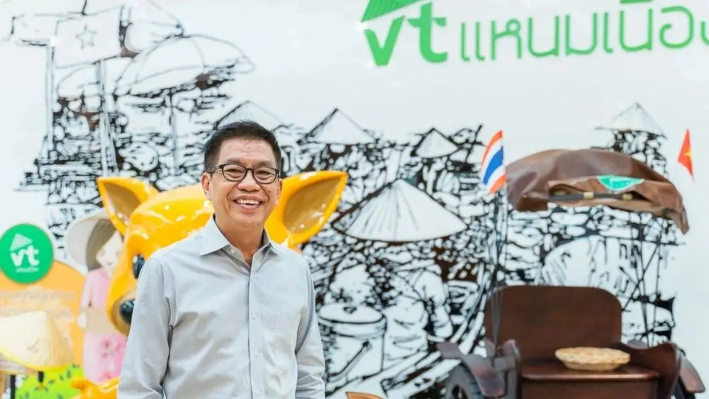 Người đàn ông Việt Hồ Văn Lâm nối nghiệp bán nem nướng, phát triển thương hiệu tại Thái Lan với doanh thu khoảng 1,4 tỷ đồng mỗi ngày.