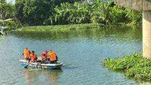 hiếu niên 17 tuổi đuối nước sông Hương được lực lượng chức năng tìm thấy sau nhiều giờ tìm kiếm.