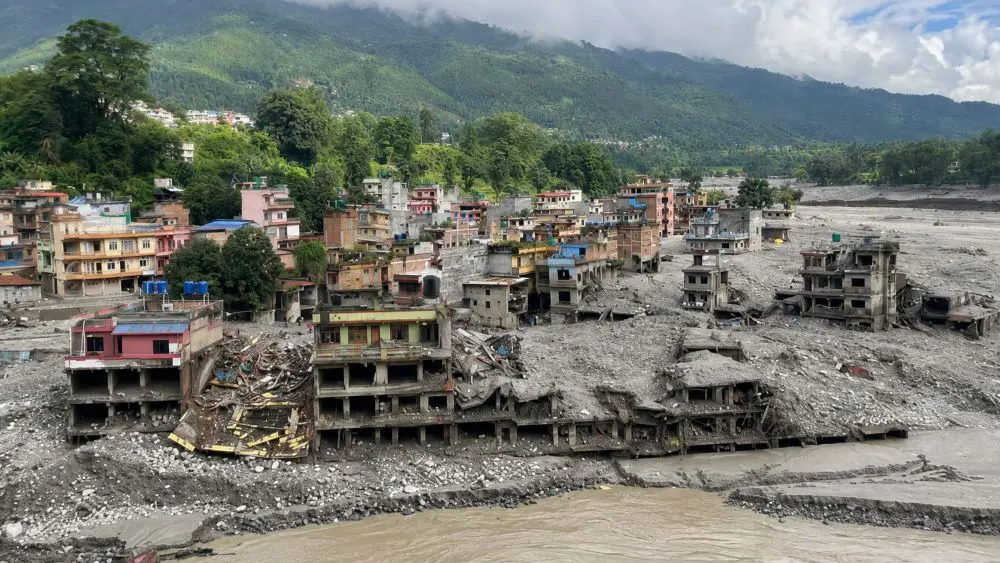 Nepal sẽ lắp đặt lại hệ thống cảnh báo sớm với cảm biến, camera và vệ tinh, nhằm phát hiện nguy cơ sạt lở sau thảm họa lũ quét.