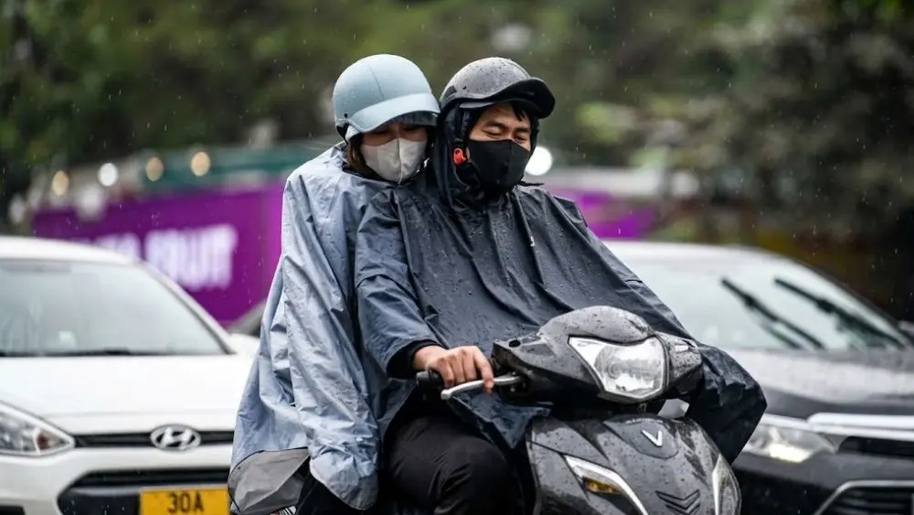 Đợt không khí lạnh đầu tiên trong năm tràn về ngày 9-9 gây mưa dông, hạ nhiệt tại Bắc Bộ và Trung Bộ. Cập nhật ngay diễn biến thời tiết!