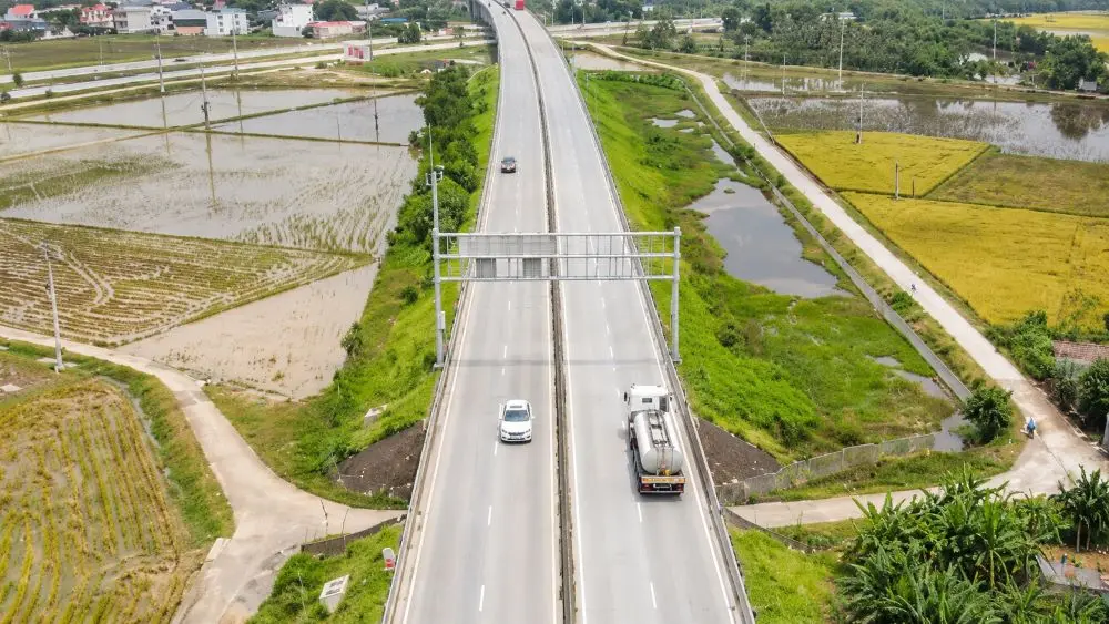 Lưu lượng xe cao tốc giảm tại Thanh Hóa, Nghệ An, Hà Tĩnh, khiến nhiều đoạn tuyến Bắc - Nam trở nên thông thoáng hơn.
