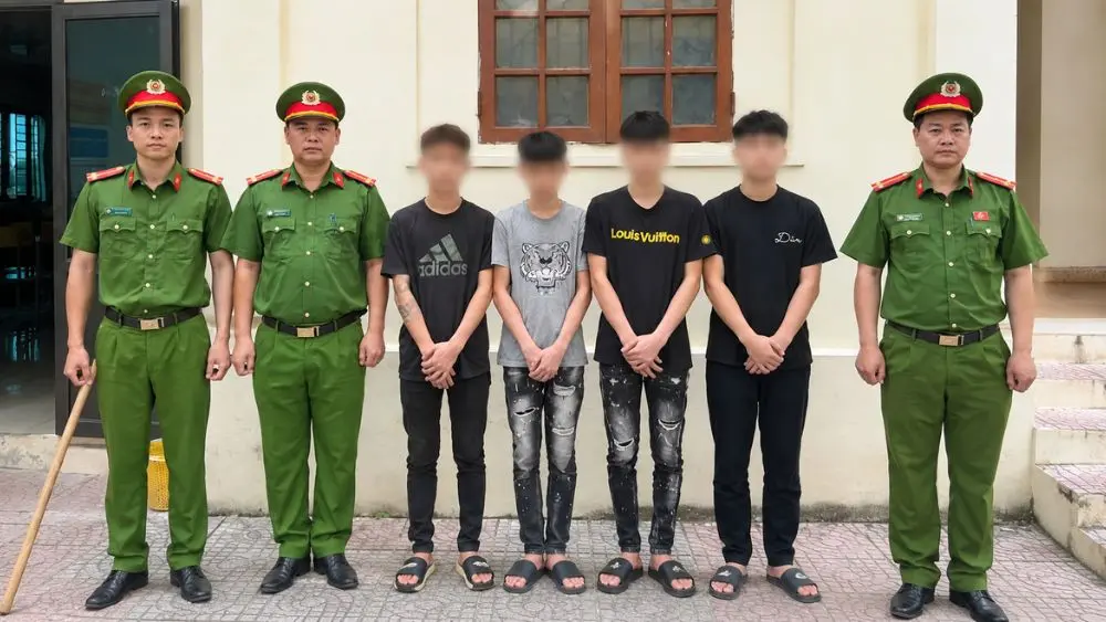 Khởi tố nhóm đối tượng xâm phạm mồ mả để thực hiện thử thách trên TikTok, phát trực tiếp nhằm thu hút lượt xem, lượt thích và quà tặng.