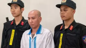 Vụ án Phú Lê xuất hiện tình tiết mới khi cơ quan điều tra khởi tố người bị cáo buộc lừa đảo liên quan môi giới “chạy án”