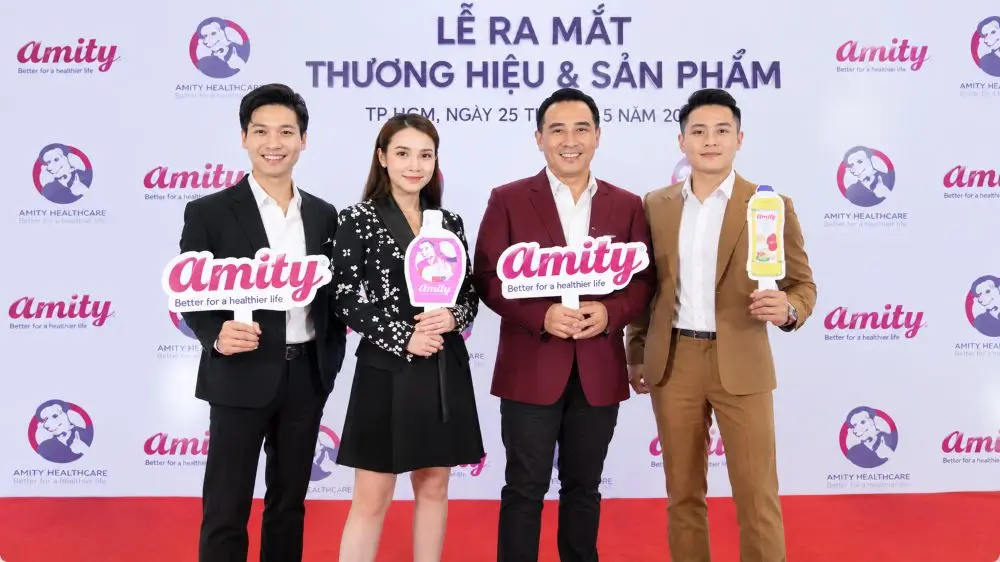 Quyền Linh lên tiếng về mối liên hệ với doanh nghiệp liên quan vụ An Cung giả, trong khi Amity khẳng định ông không còn là đại diện hình ảnh.
