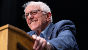 Thượng nghị sĩ Mỹ Bernie Sanders kêu gọi cấm siêu AI và tạm dừng phát triển AI tiên tiến để ngăn ngừa các rủi ro nguy hiểm. Xem ngay!