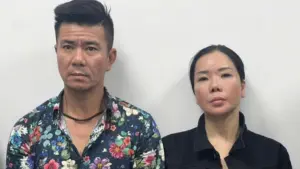 Lê Văn Đông trốn khỏi nơi điều trị bắt buộc, mua ma túy mang vào Sầm Sơn sử dụng trong chuyến nghỉ mát, theo kết luận điều tra.