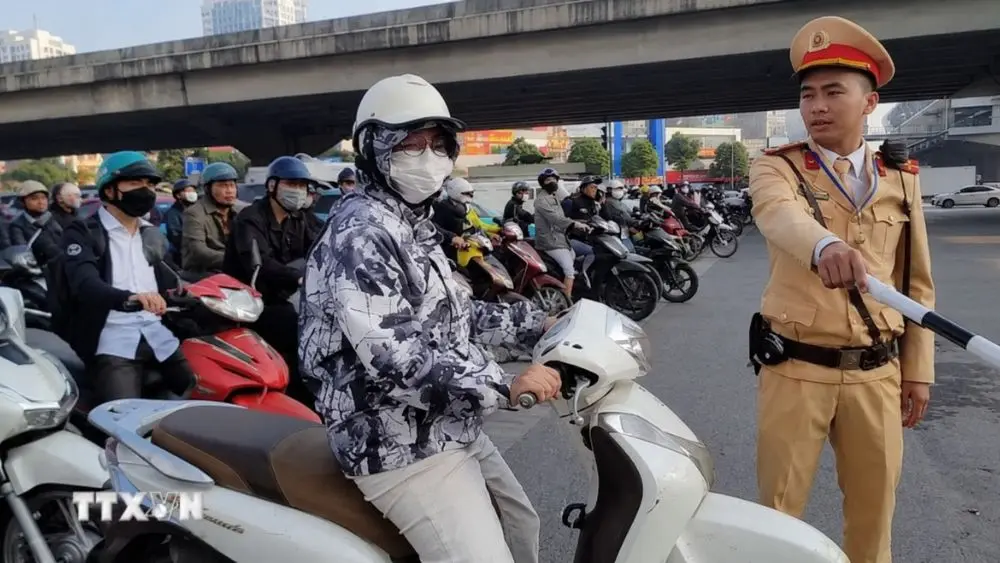 Hải Phòng tăng cường tuần tra, kiểm soát và xử lý nghiêm vi phạm giao thông trong những ngày nghỉ lễ, góp phần bảo đảm an toàn cho người dân.