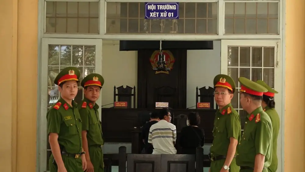 Kết luận điều tra làm rõ động cơ của 6 bị can Vĩnh Long trong vụ nữ sinh tử vong, hé lộ những tình tiết đáng chú ý của vụ án.