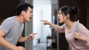 Xích mích nhỏ với hàng xóm dẫn đến án mạng, Nguyễn Văn Hoàn bị tuyên tù chung thân.