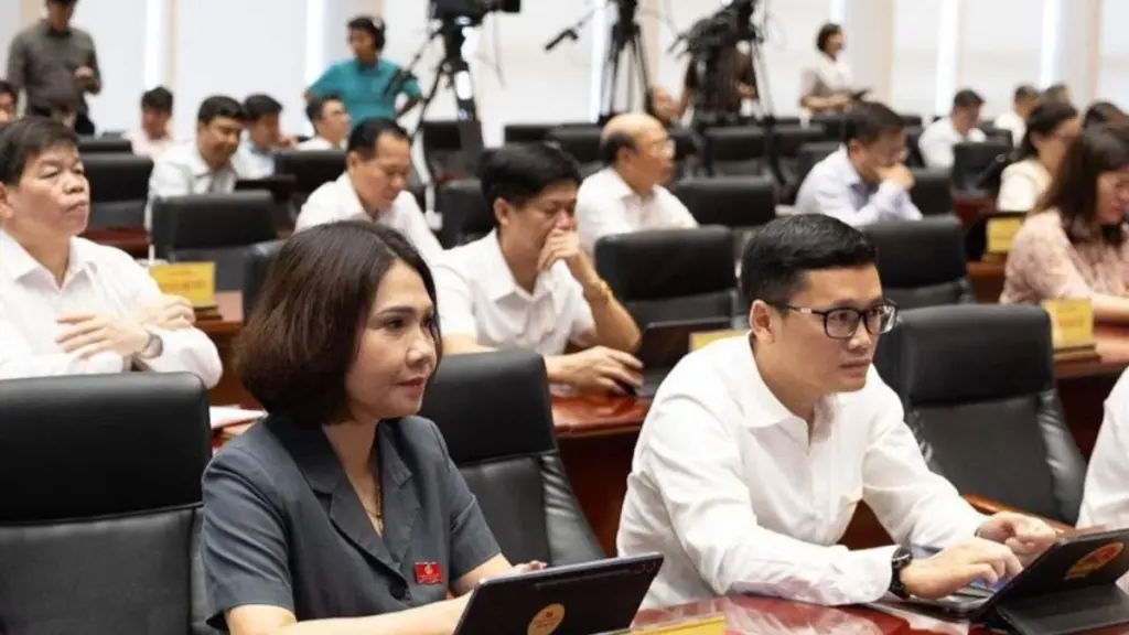 Hải Phòng thông qua dự án nâng cấp kè sông Sặt với tổng vốn 5.027 tỉ đồng, hướng tới xử lý ô nhiễm và cải thiện cảnh quan ven sông.