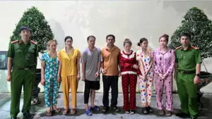 TPHCM khởi tố 26 bị can liên quan vụ môi giới mại dâm tại quán karaoke và đường dây cá độ bóng đá qua mạng quy mô lớn.