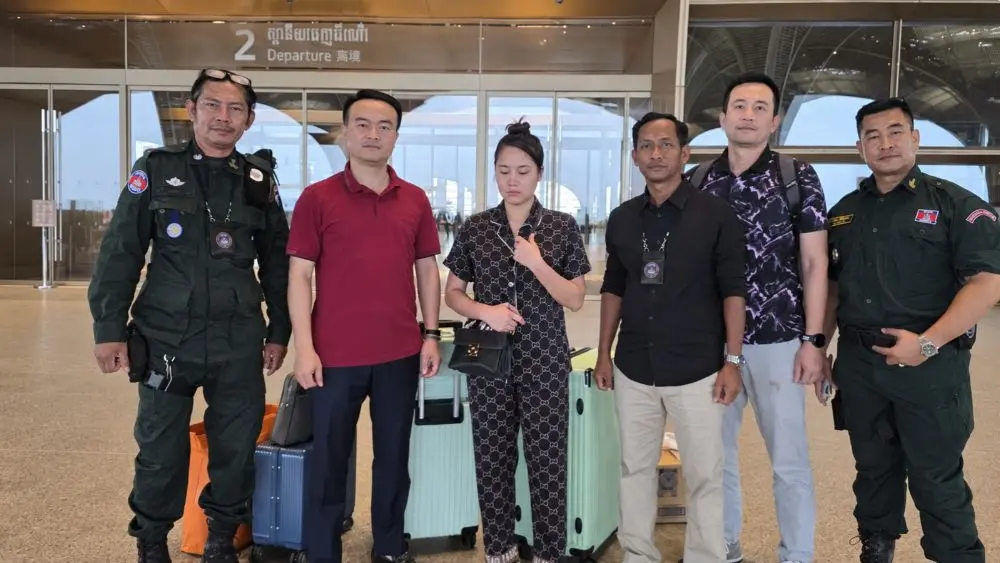 Công an Hà Nội phối hợp lực lượng Lào, Campuchia bắt giữ Ngô Thị Ngọc, đối tượng bị truy nã đặc biệt về tội tổ chức cho người khác trốn đi nước ngoài.