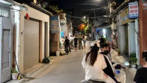 Lực lượng chức năng đã bắt giữ nghi phạm đâm tử vong tài xế ô tô giữa phố ở Hà Nội để điều tra, làm rõ nguyên nhân vụ án.