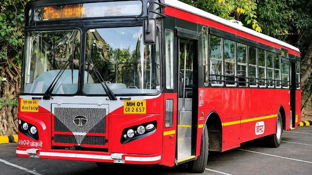 Kỳ thi tuyển nhân viên soát vé xe buýt tại Mumbai gây bất ngờ với những câu hỏi khó, khiến nhiều thí sinh tranh luận về nội dung đề thi.
