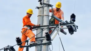 Giá điện có thể giảm bao nhiêu từ tháng 11.2026? Phương án giảm giá điện được kỳ vọng giúp người dân, doanh nghiệp tiết kiệm chi phí.