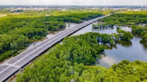 Nhu cầu vốn phát triển hạ tầng giao thông giai đoạn 2026-2030 gần 3 triệu tỷ đồng. Huy động vốn tư nhân qua PPP là giải pháp then chốt.