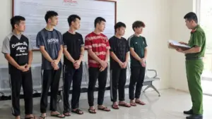 Mở 40 tài khoản ngân hàng, nhóm đối tượng bị khởi tố do liên quan đường dây đánh bạc trên mạng, luân chuyển hơn 1.000 tỷ đồng.