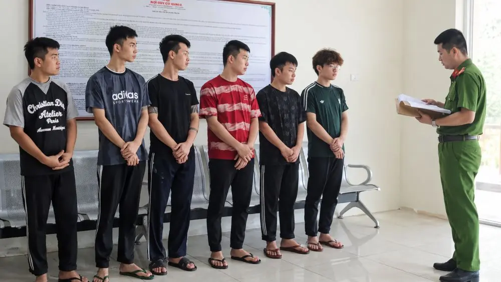 Mở 40 tài khoản ngân hàng, nhóm đối tượng bị khởi tố do liên quan đường dây đánh bạc trên mạng, luân chuyển hơn 1.000 tỷ đồng.