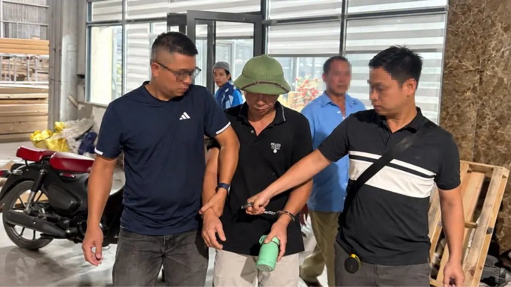 Nguyễn Viết Lâm bị bắt sau 17 tháng trốn truy nã, khép lại hành trình lẩn trốn qua nhiều địa phương và sang Lào.