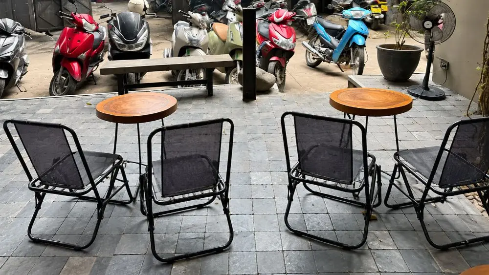 Quán cà phê đối mặt áp lực chi phí vận hành, nhiều chủ quán quyết định đóng cửa dù bất ngờ nhận được sự quan tâm lớn trên mạng xã hội.