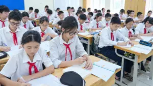 Quỹ phụ huynh thay đổi theo quy định mới, ban đại diện cha mẹ học sinh sẽ hoạt động ra sao? Tìm hiểu cách hỗ trợ học sinh đúng quy định.