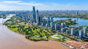 Hà Nội lý giải việc bãi bỏ quyết định quy hoạch phân khu sông Hồng, làm rõ những vấn đề liên quan đến định hướng phát triển đô thị ven sông.